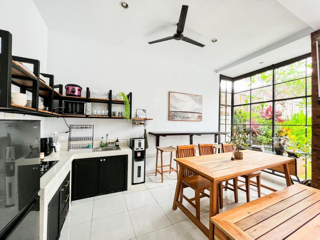 Island Boy Guesthouse T Prime Location In Canggu Kültér fotó